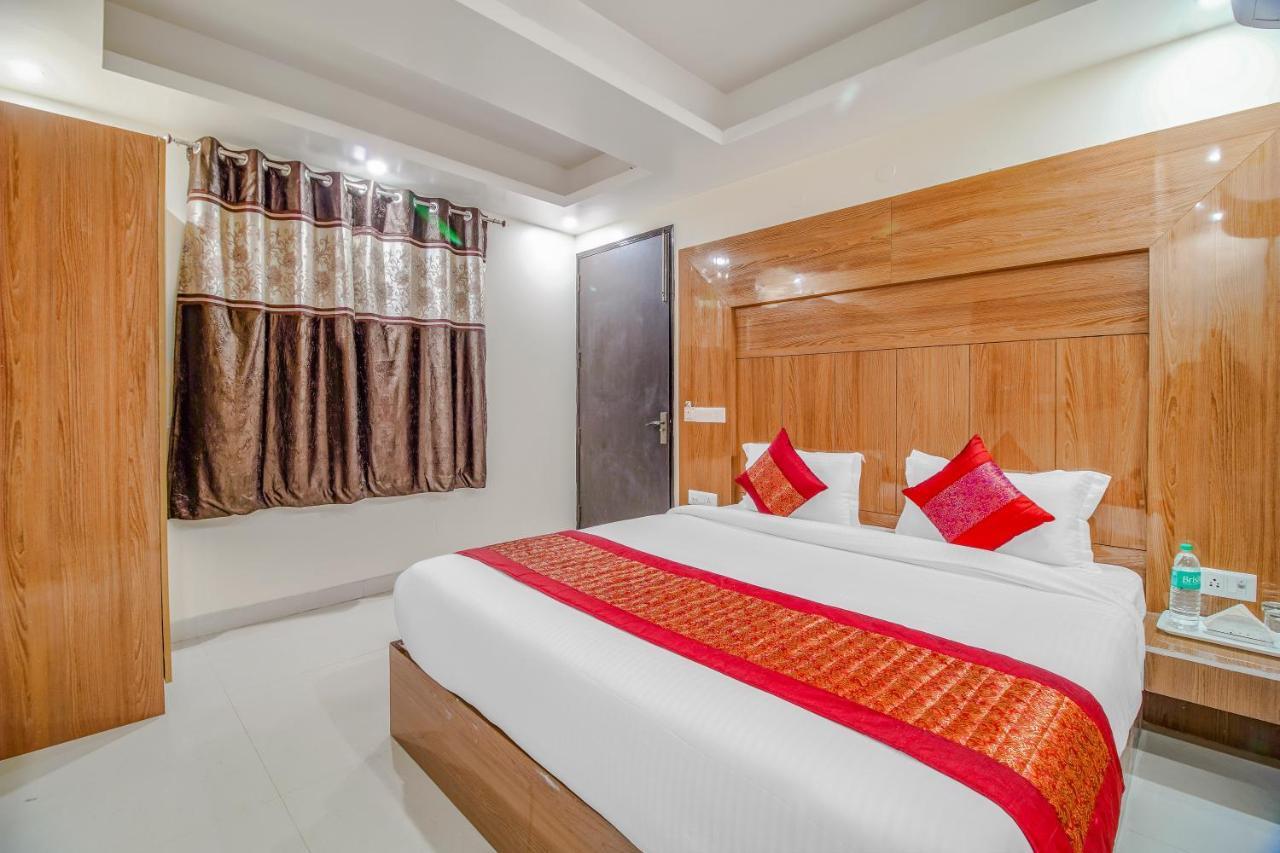 Hotel Classic Plaza At Delhi Airport New Delhi Bagian luar foto