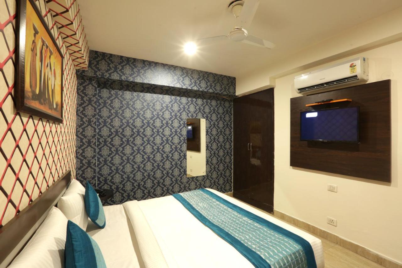 Hotel Classic Plaza At Delhi Airport New Delhi Bagian luar foto